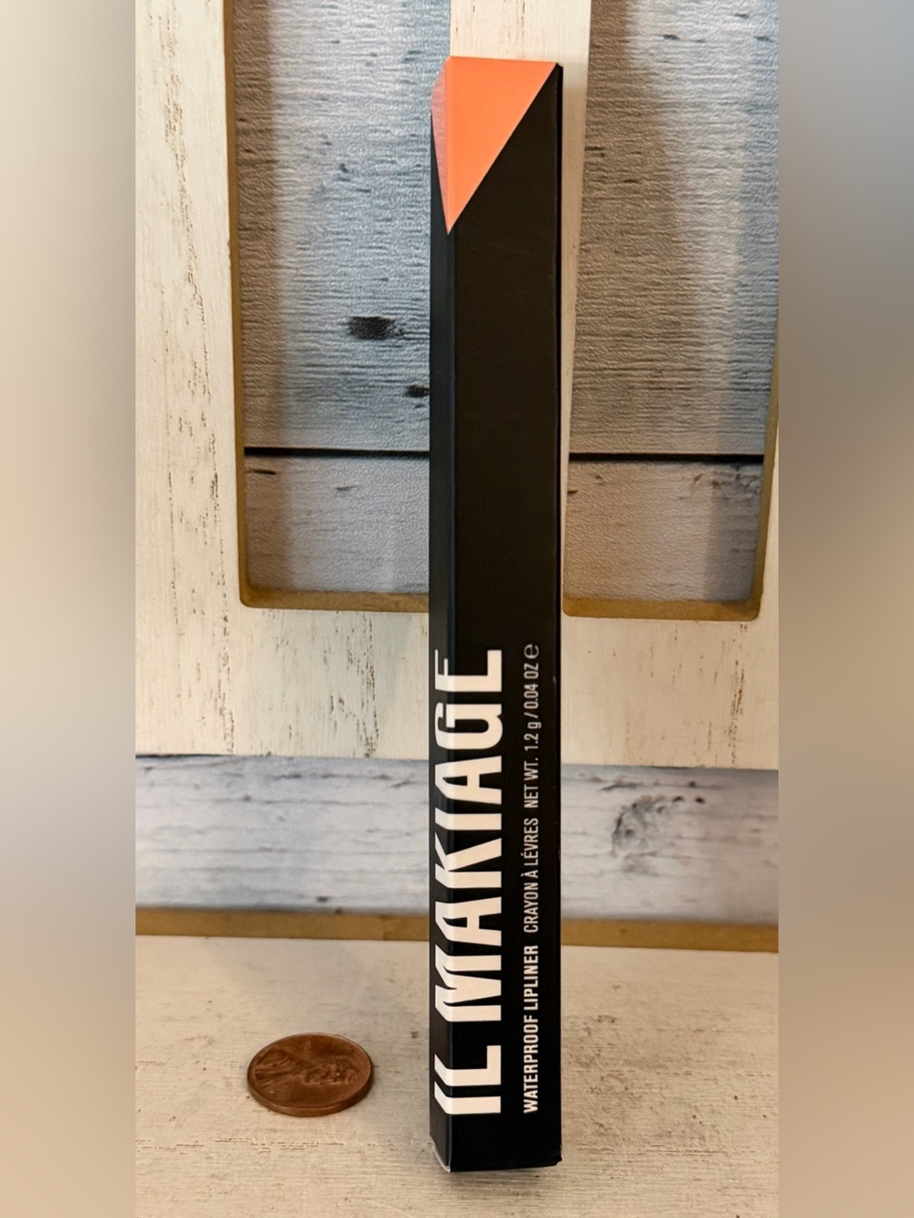 IL MAKIAGE Waterproof Lip Liner Pencil in 517 Pina Colada 0.04 oz, Long Lasting